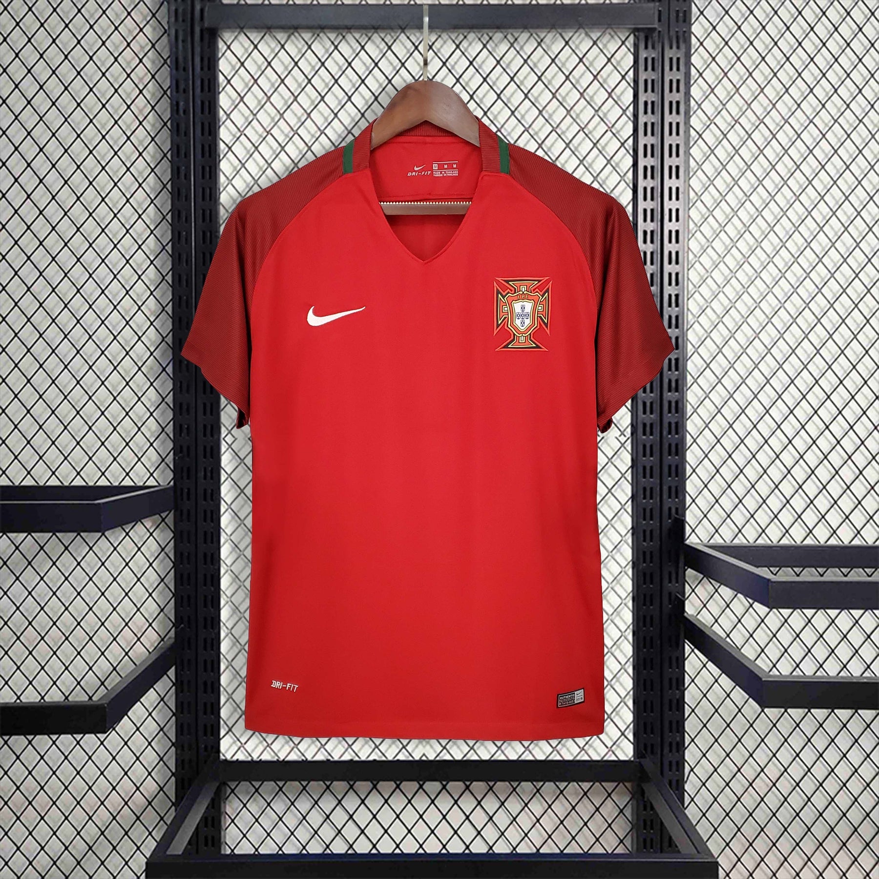 Camisa Portugal Titular 2016 - Versão Retro