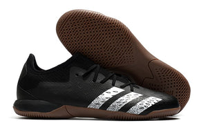 Chuteira Adidas Predator Freak - Futsal