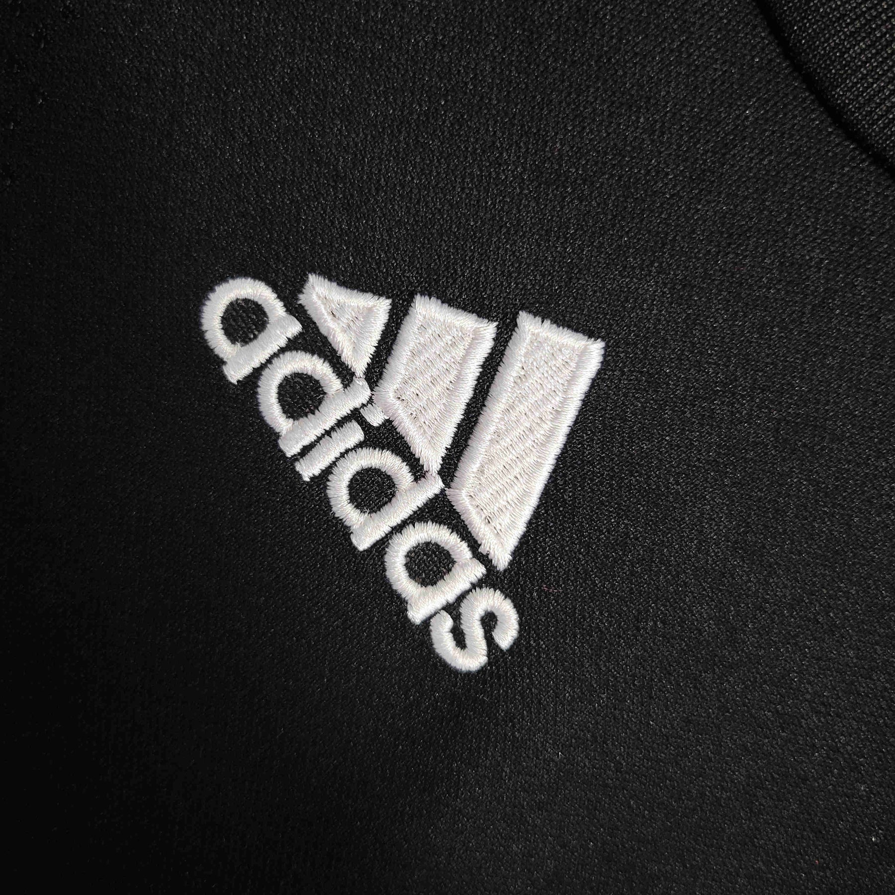 Camisa Real Madrid 08/09 - Versão Retro