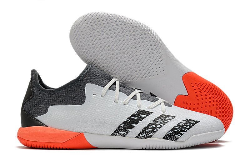 Chuteira Adidas Predator Freak Est.1 - Futsal
