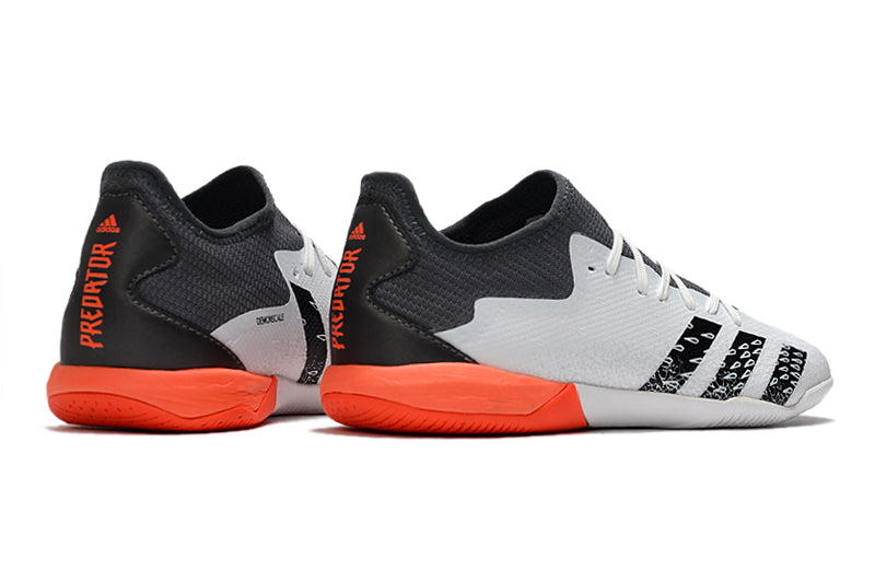 Chuteira Adidas Predator Freak Est.1 - Futsal