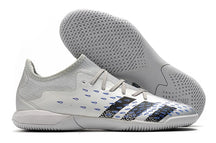 Chuteira Adidas Predator Freak - Futsal