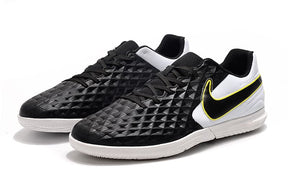 Chuteira Nike Tiempo Legend VIII Club - Futsal