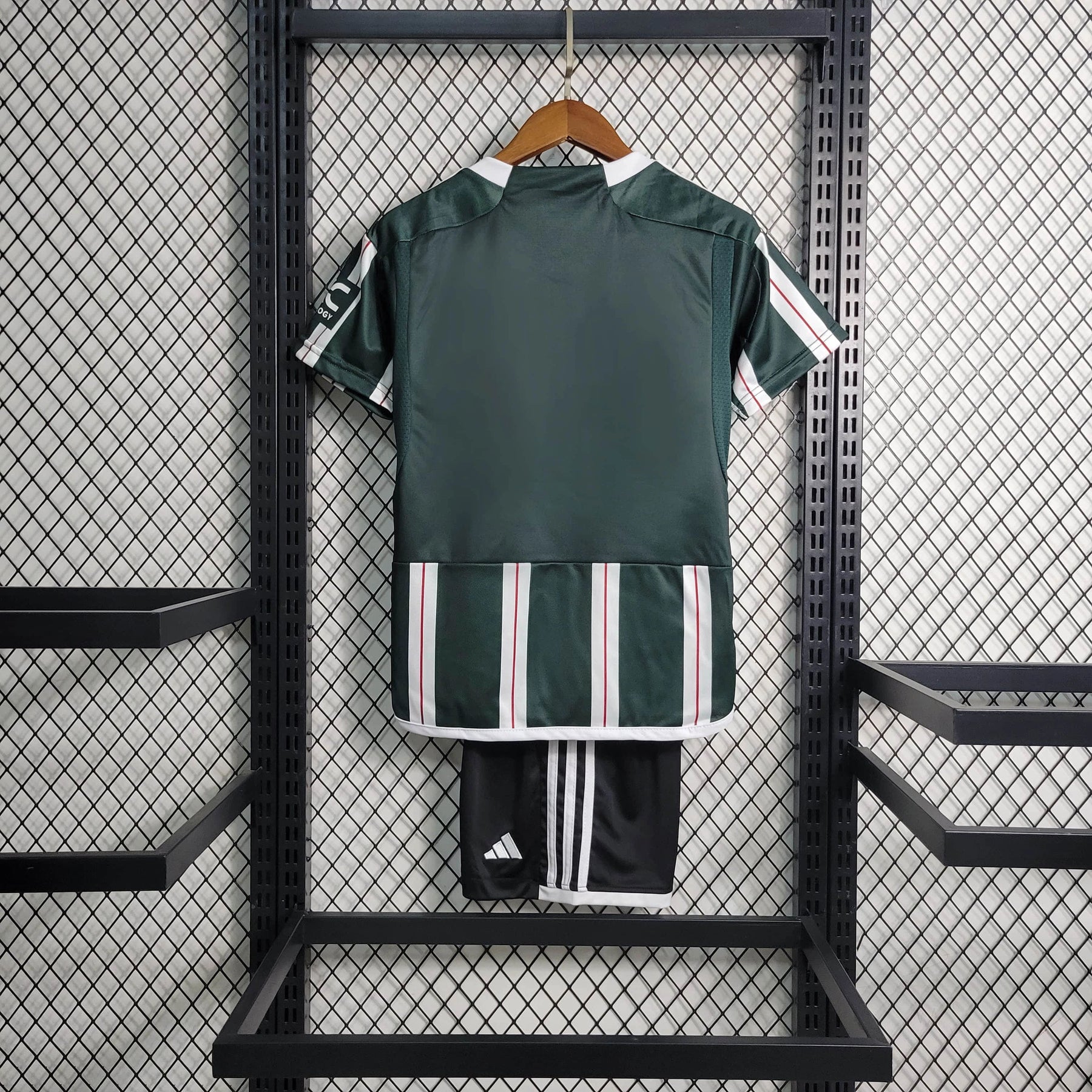 Kit Infantil Manchester United II 23/24