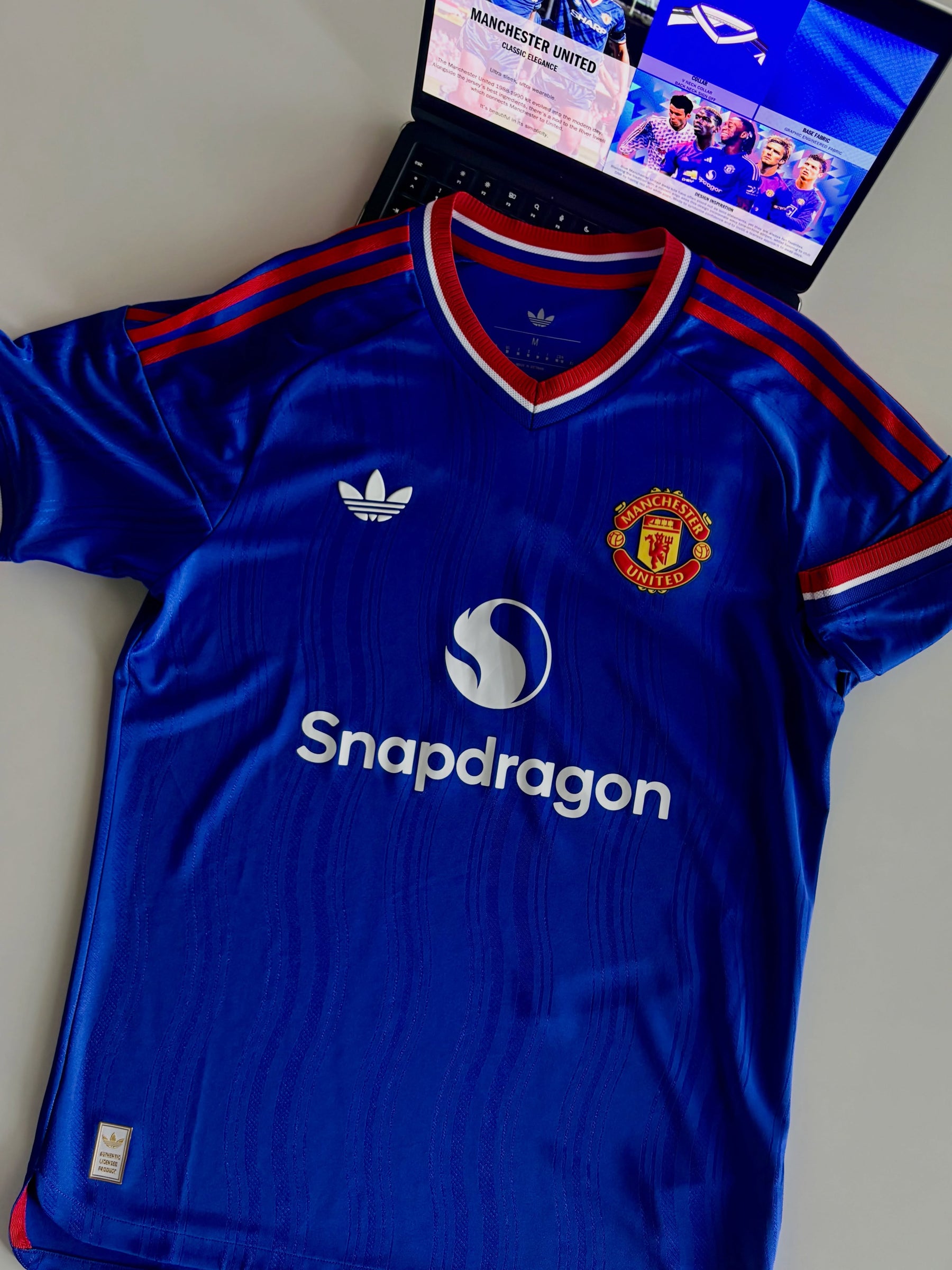 Camisa Adidas Manchester United Away - 26/27