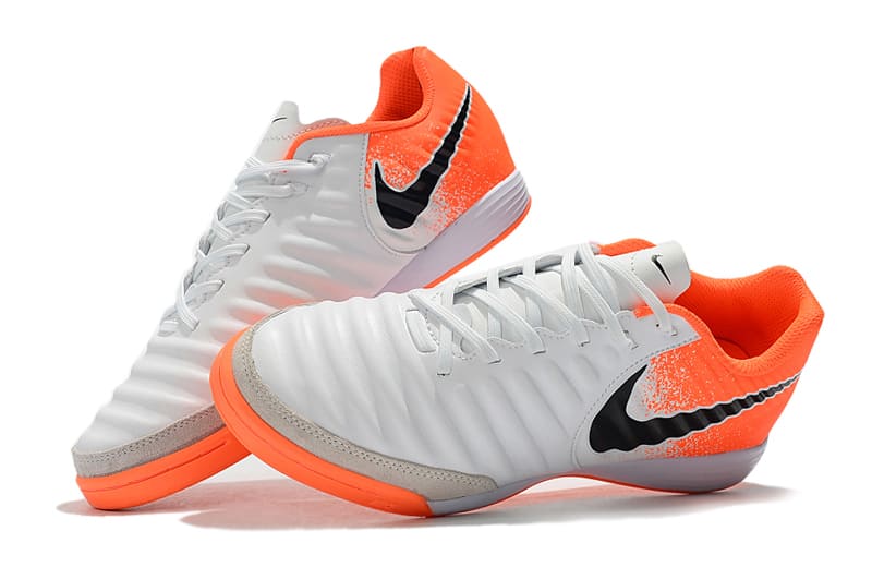 Chuteira Nike Tiempo Ligera IV Est.3 - Futsal