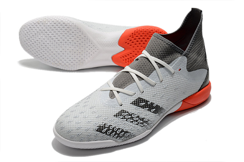 Chuteira Adidas Predator Freak 3 - Futsal
