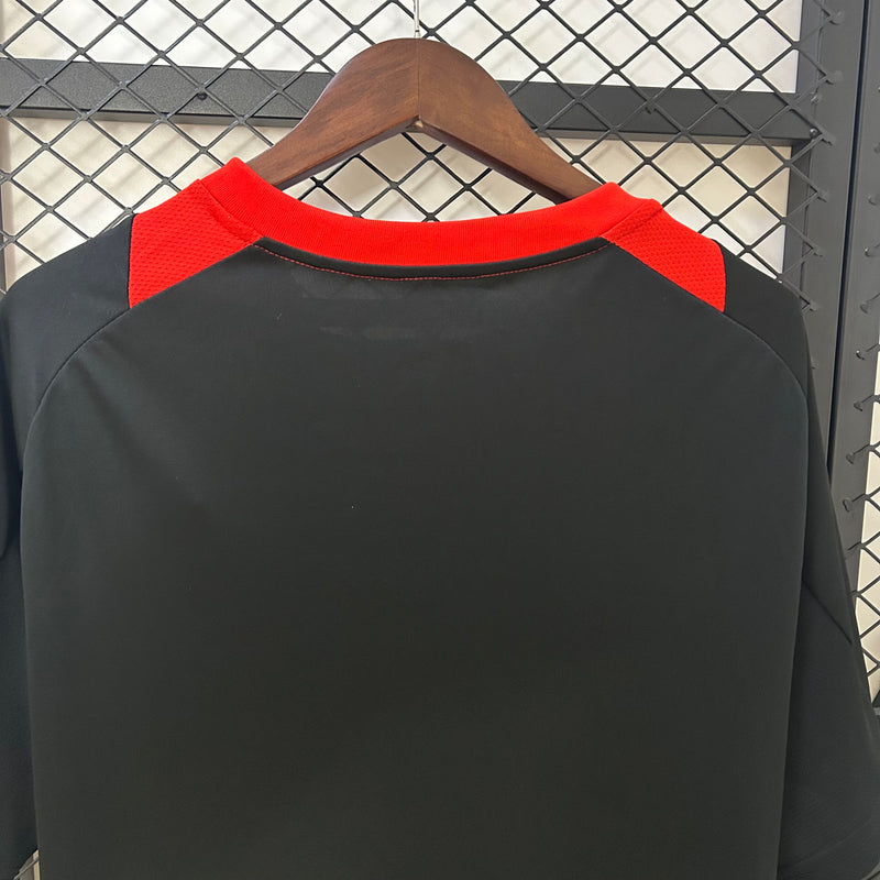 CAMISA INTERNACIONAL TREINO 2025